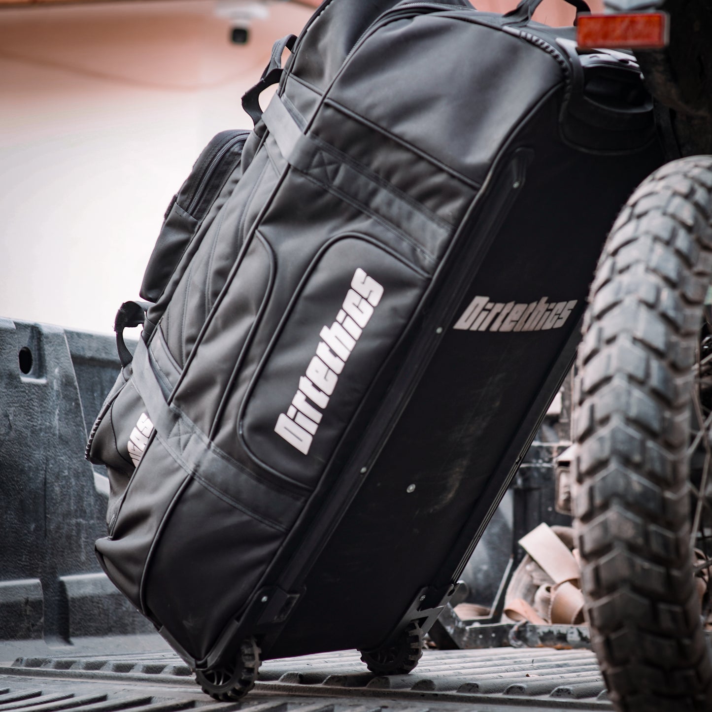 GIGAS 144 Gear Bag - Black